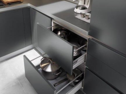 不锈钢整体橱柜效果图赏析 实用与美观的完美结合